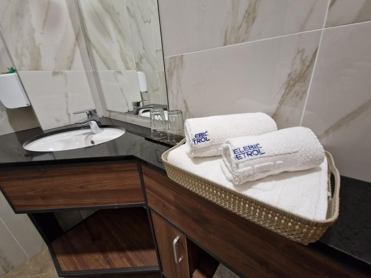 Motel Celebic Mitrovici  Εξωτερικό φωτογραφία